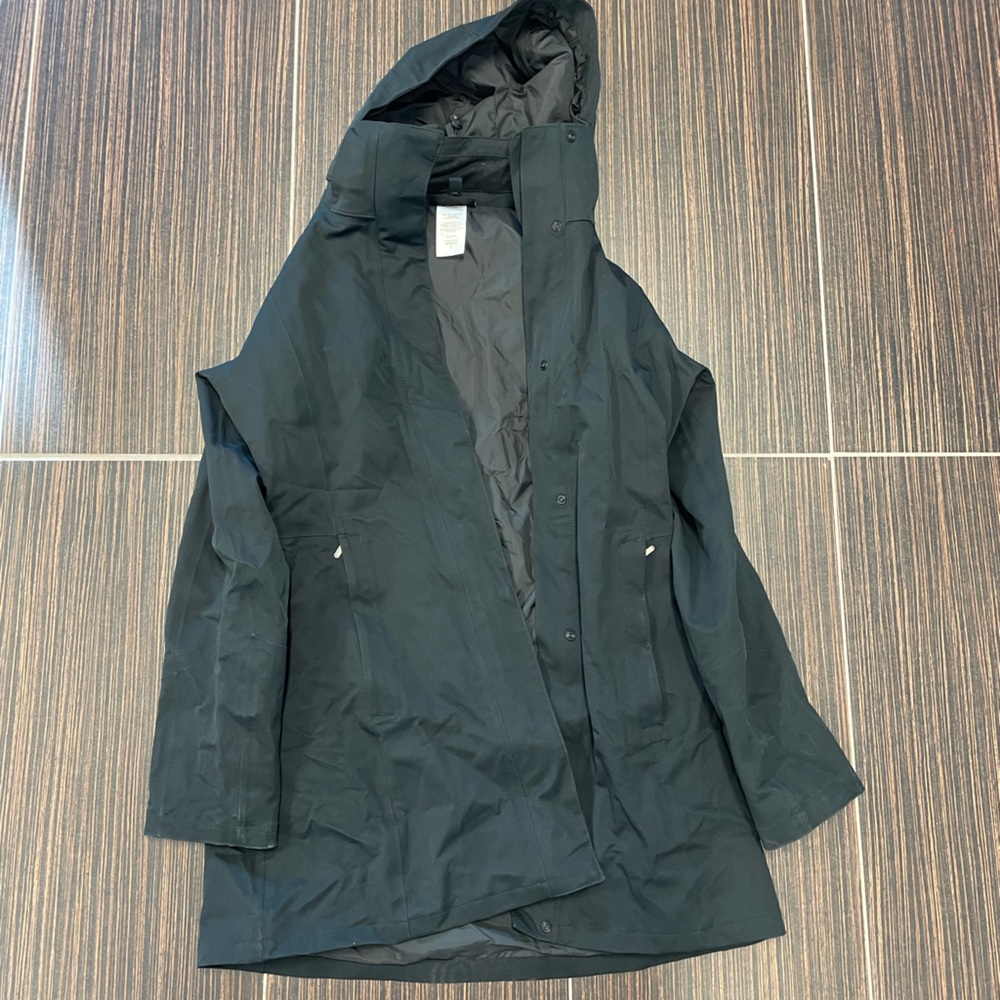 Patagonia Hooded Long Black Jacket - Size S Women